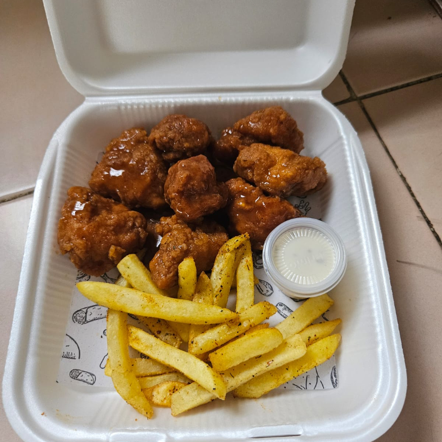 Boneless piña habanero 8 piezas + porción de franc