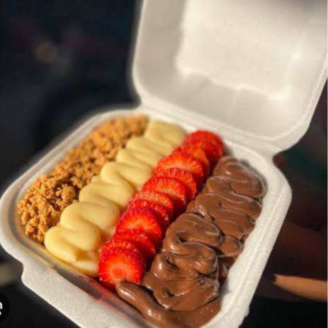 Paçoca creme ninho creme avelã e musse de morango