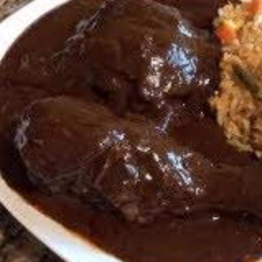 POLLO EN MOLE