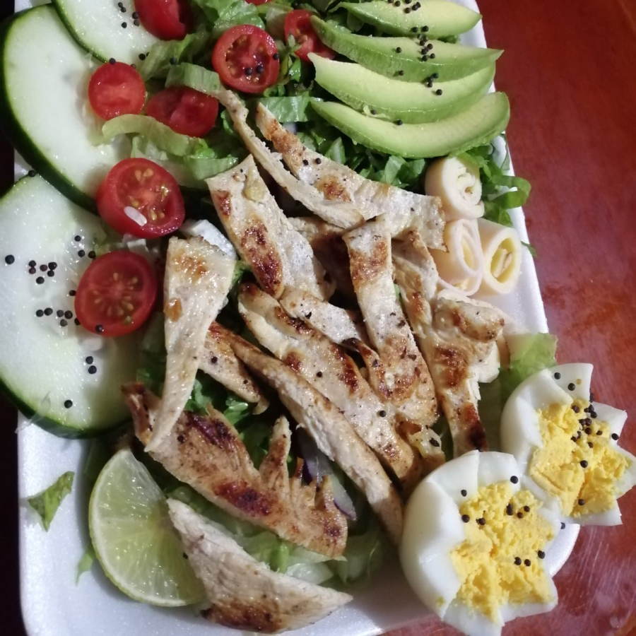 Ensalada de Pechuga Asada