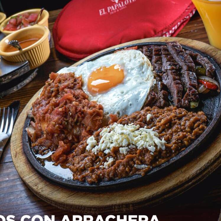 Huevos con arrachera