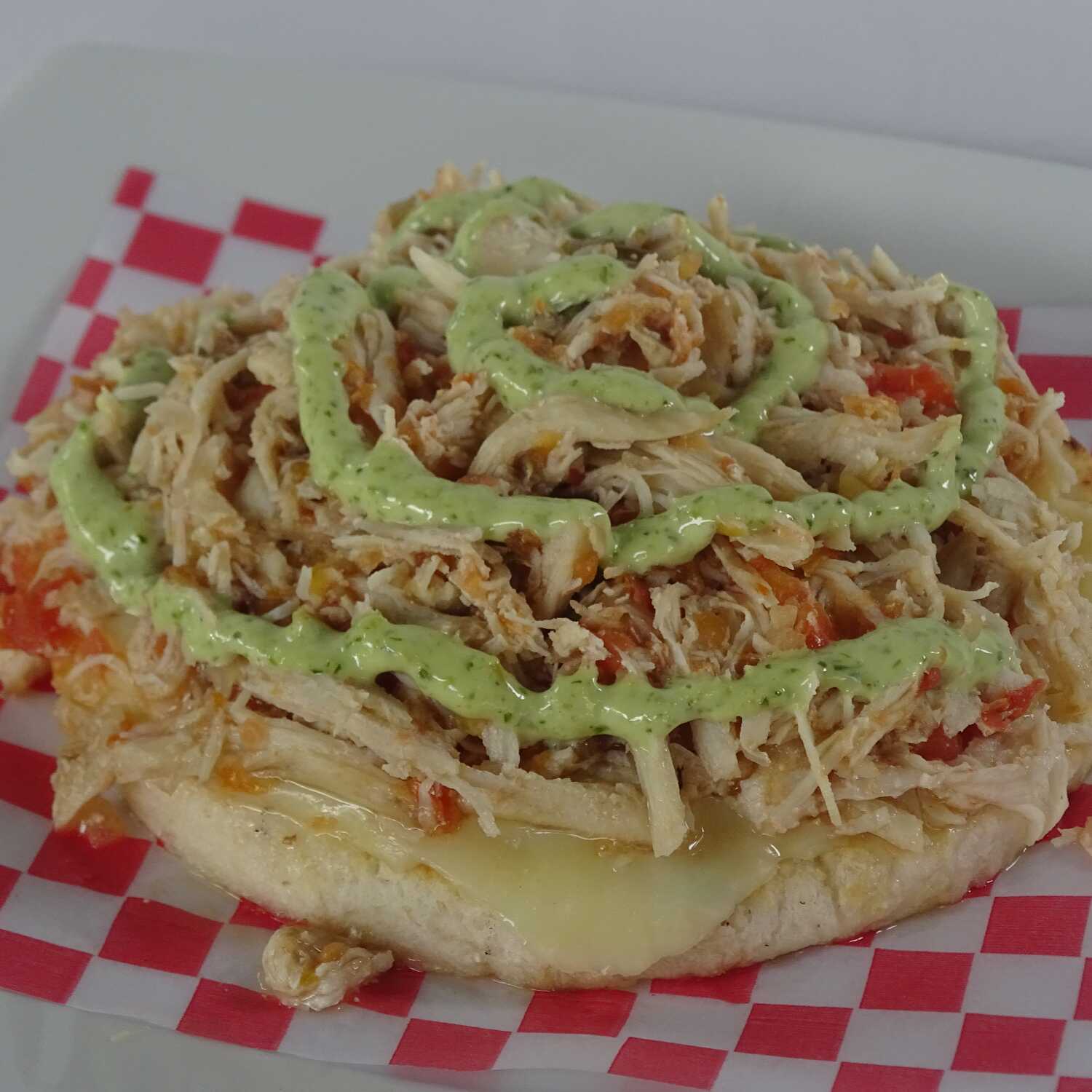 Arepa con pollo