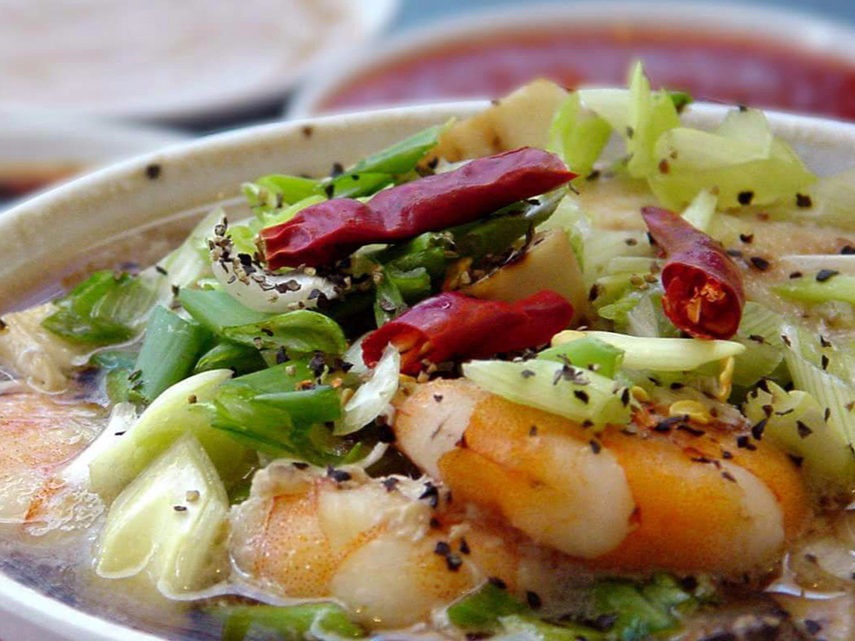 Sopa de Camarón con Vegetales