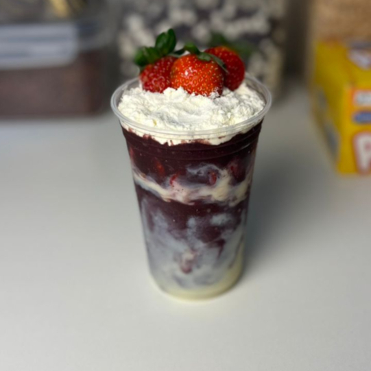 Creme de Leitinho + Leite em pó + Morango