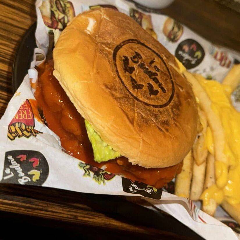 Combo Chicken Burguer + Refresco