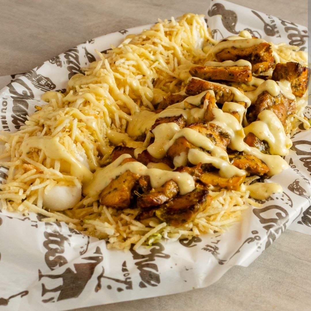 Chuzo de Pollo Gratinado más Bebida