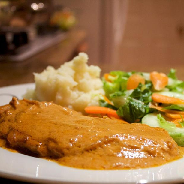 COMBO Pollo En Crema Cordobesa