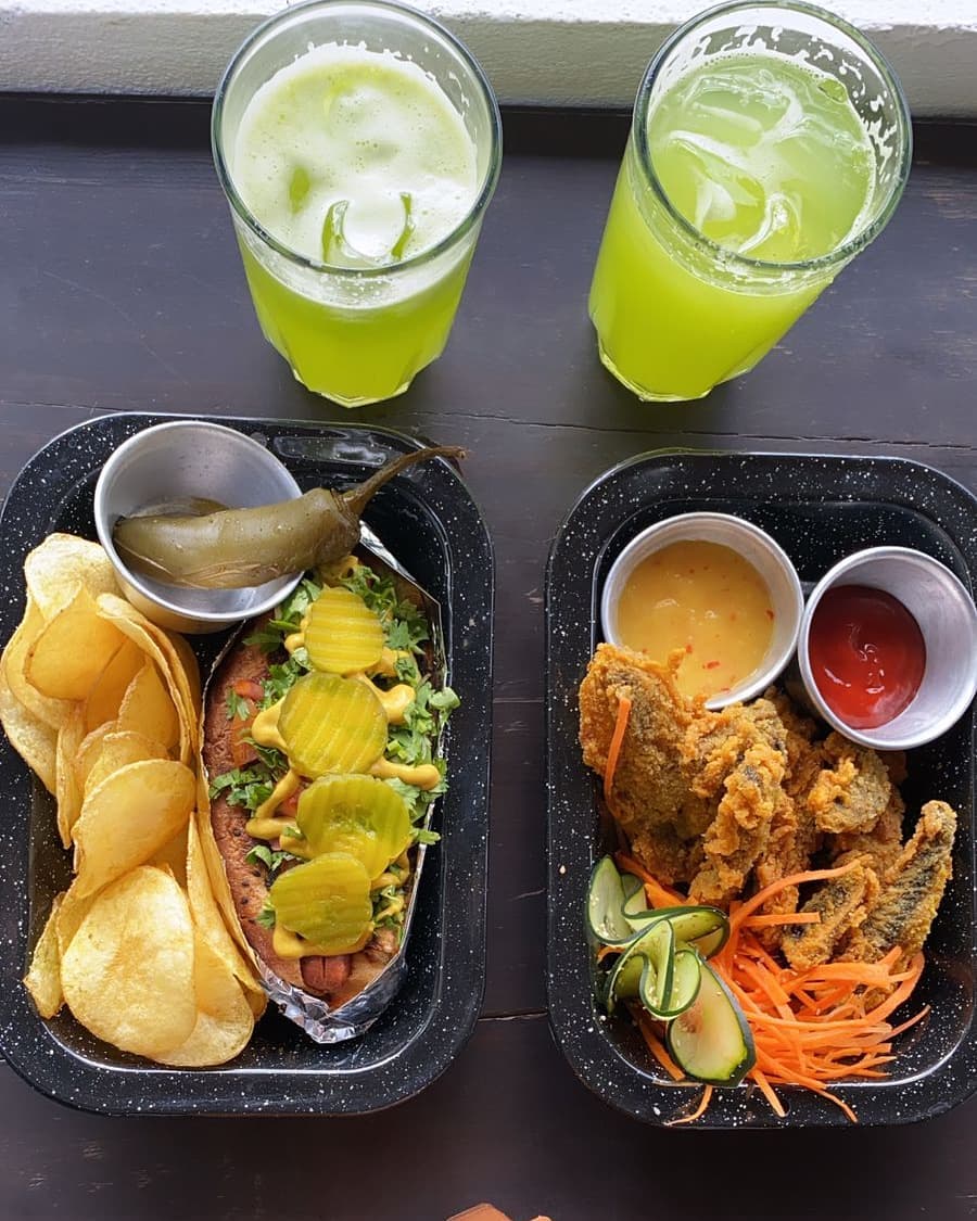 Radhe Vegetarian Food