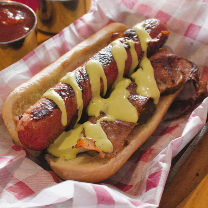 Hotdog con Salsa de Guacamole