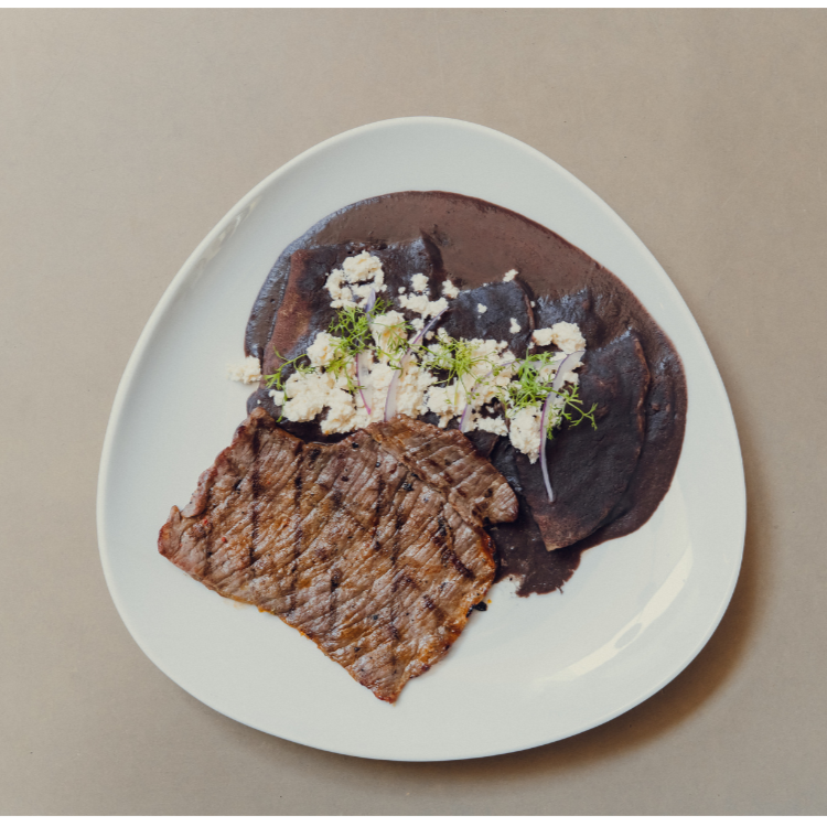 Enfrijoladas con proteína de tu Elección