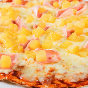 PIZZA HAWAIANA TRATORIA