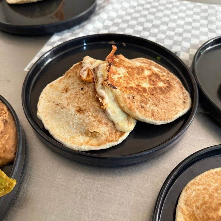 Gordita Harina “Con queso”
