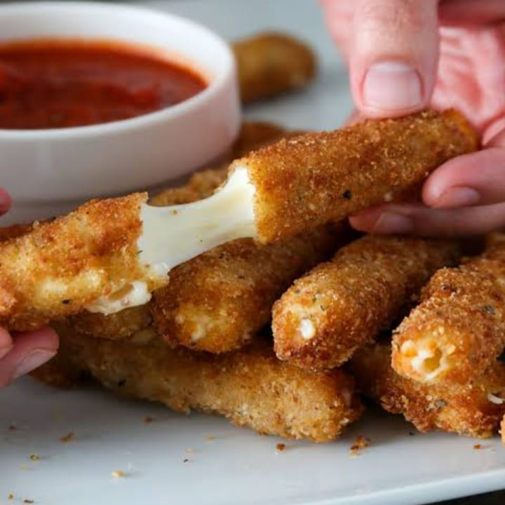 5 pza MOZARELLA-STICKS