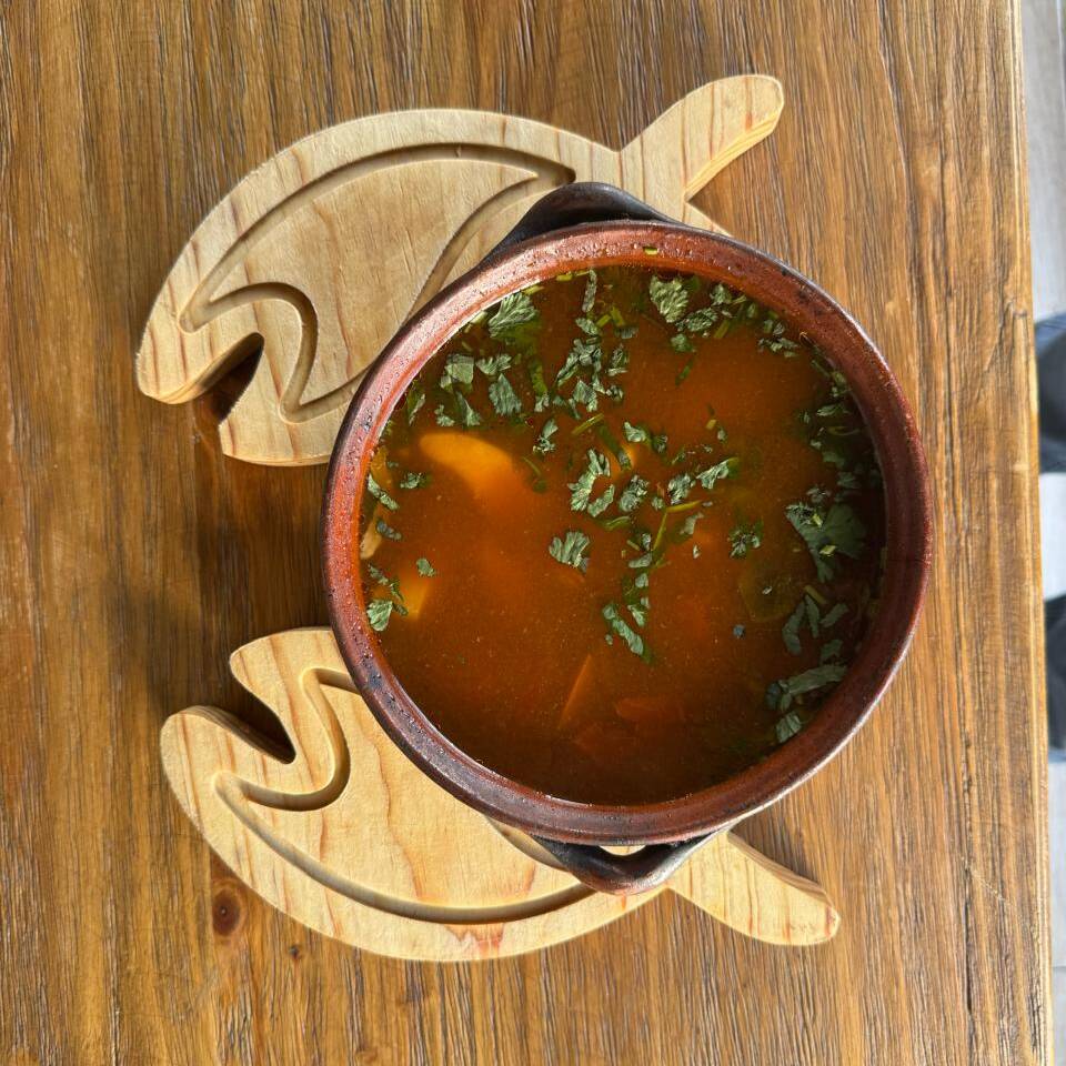 Caldo de Pescado Cazuela