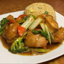 Menú Pollo Trozo con Verdrua