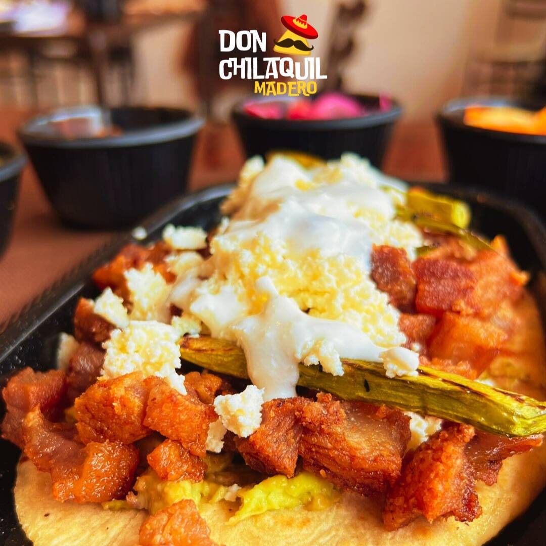 Huarache (Chicharrón de cachete)