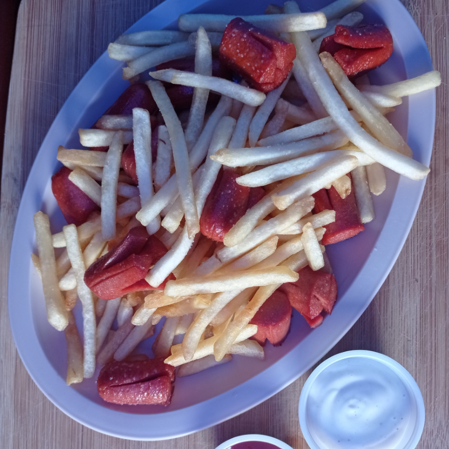 Salchipapas