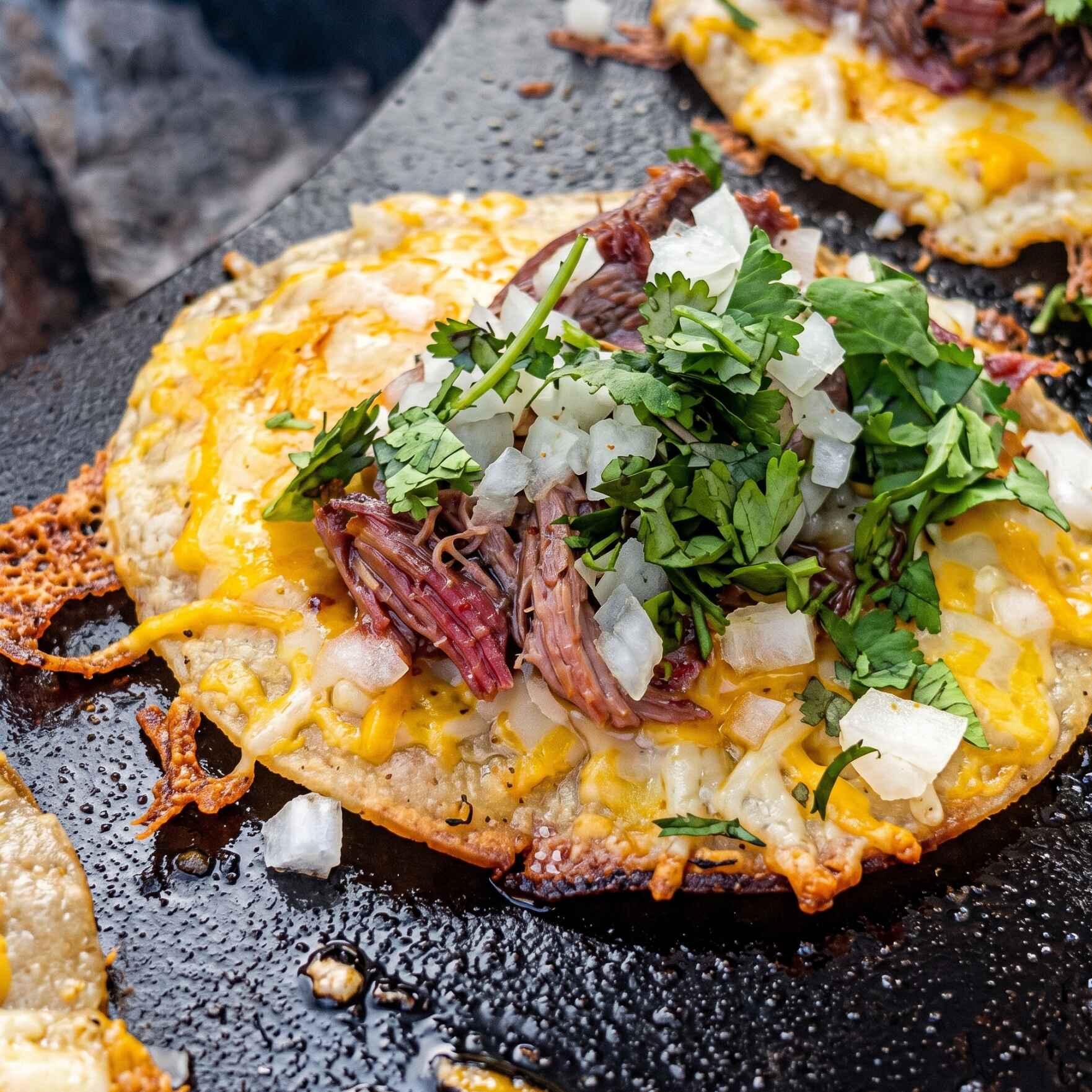 Taco Planchado con Queso