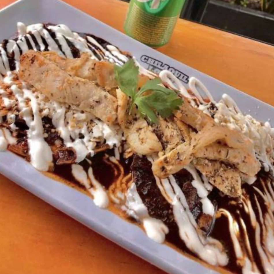 Combo Orden Chilaquiles Pollo