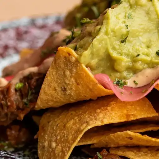 Nachos con Carne de Res