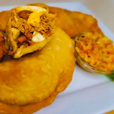 Empanada (Pate Kode) Pollo