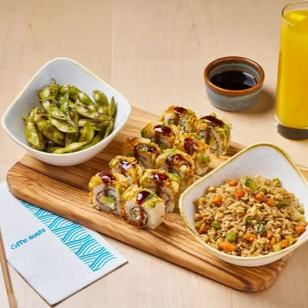 Combo Lunch Box – Entrada, Arroz, Rollo y Agua