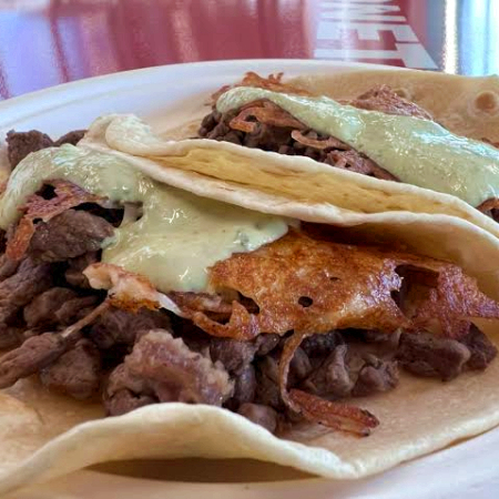 Taco de Arrachera con Queso (harina)