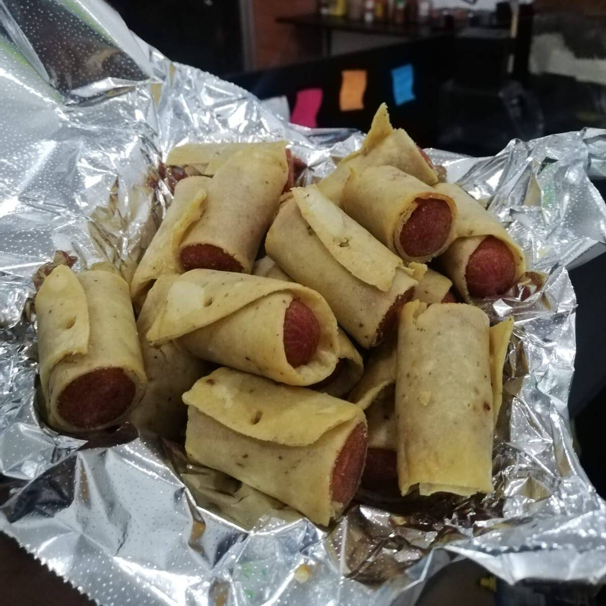 Salchitacos (charola Chica)