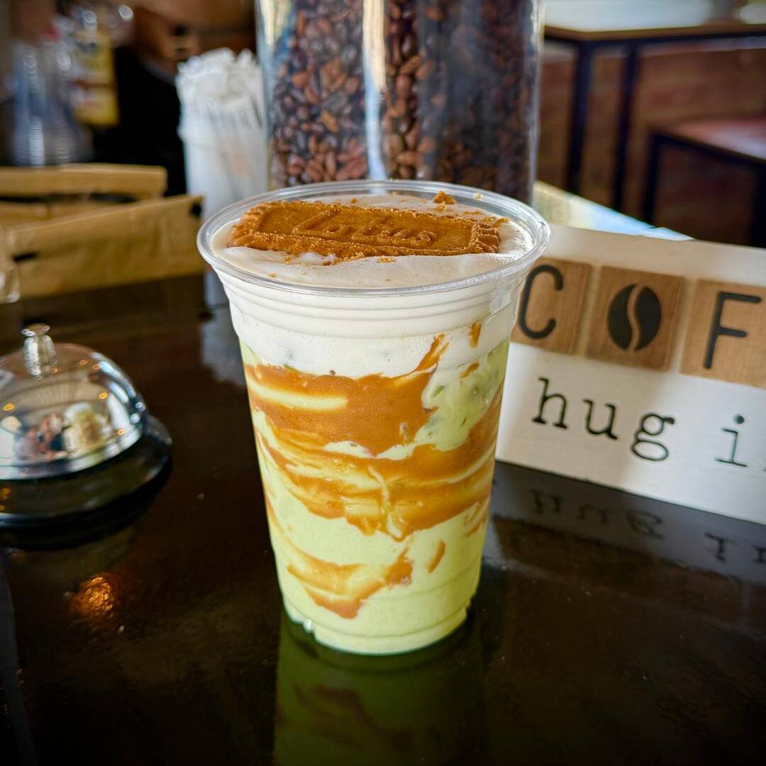 LOTUS MATCHA LATTE 16 Oz