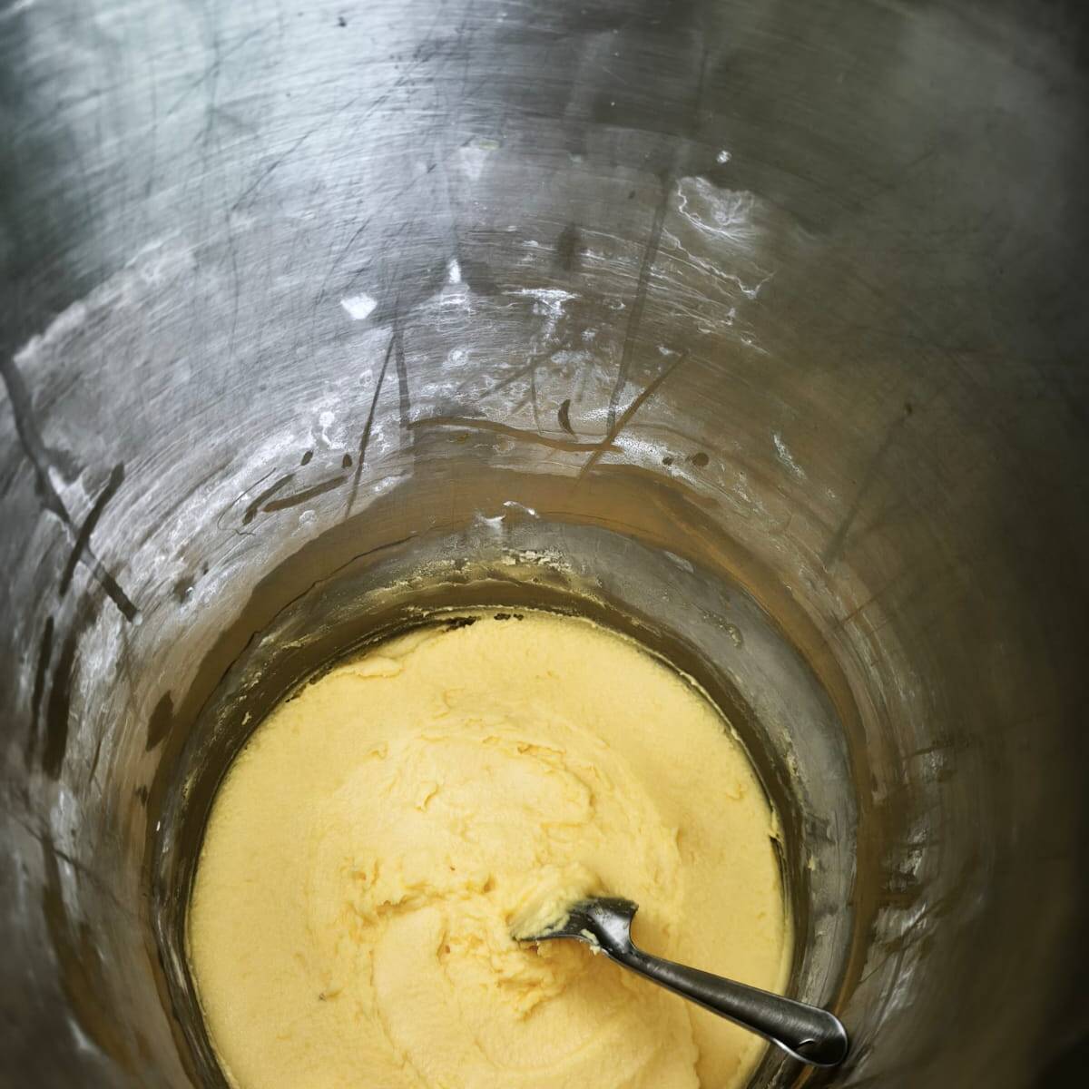 Medio Litro de Helado de Rompope