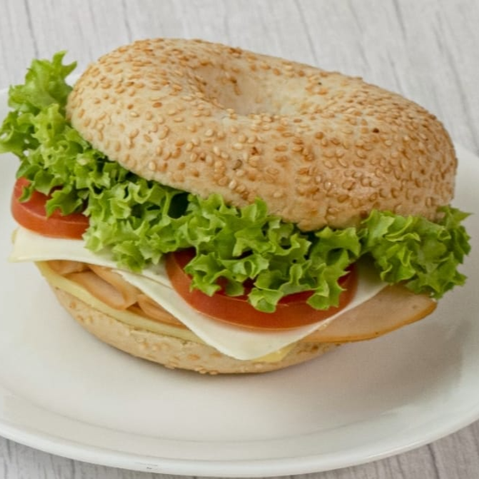 Bagel de Pavo Ahumado