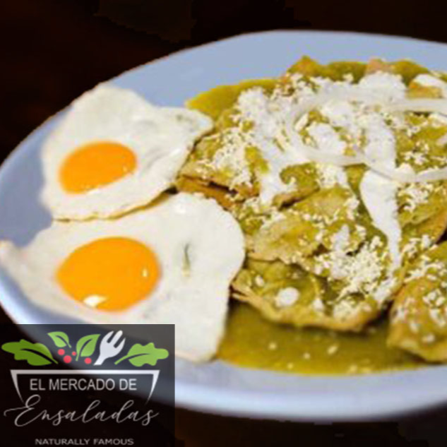 Chilaquiles Verdes Con Huevos de Granja