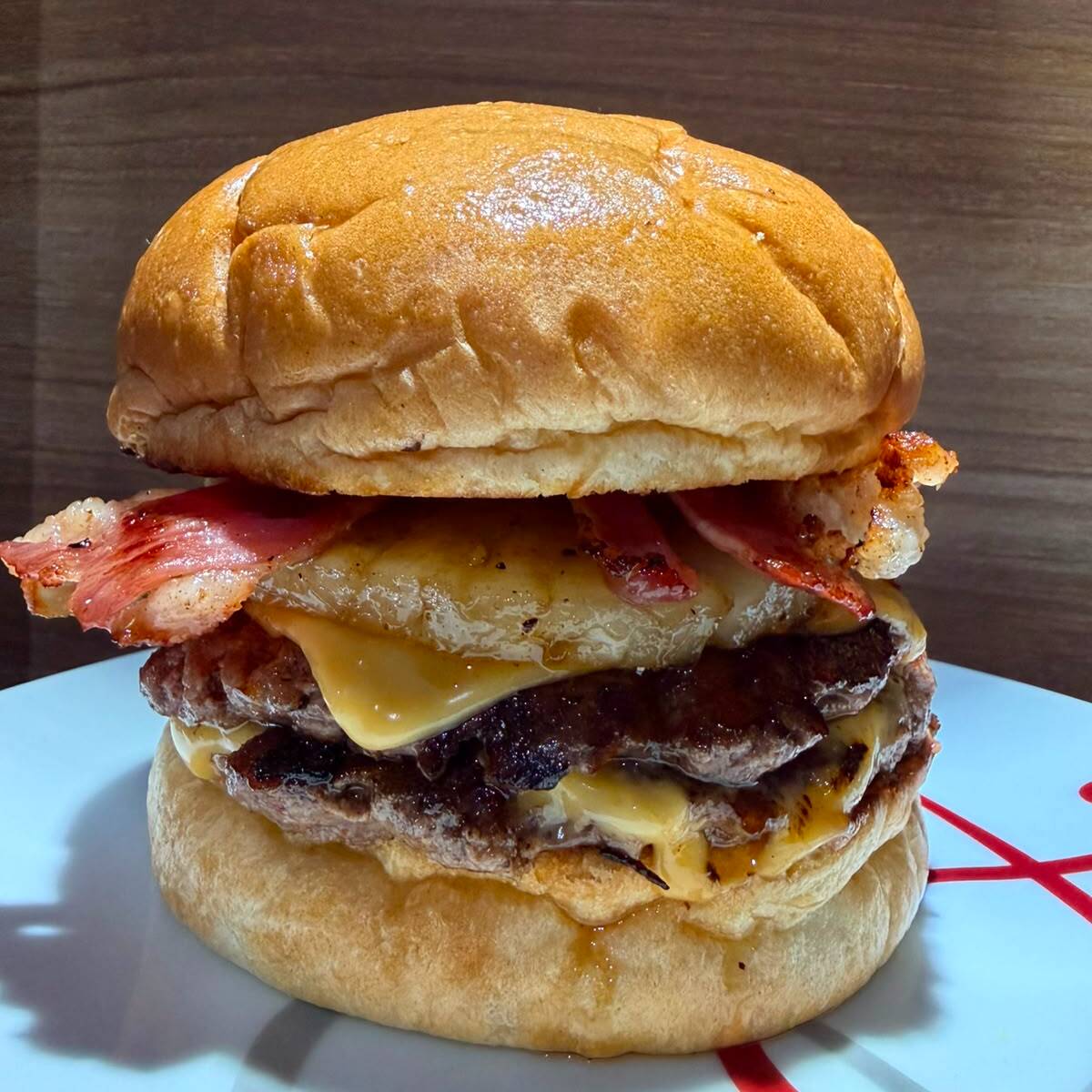 Honey Smoke Burger 🍍🔥