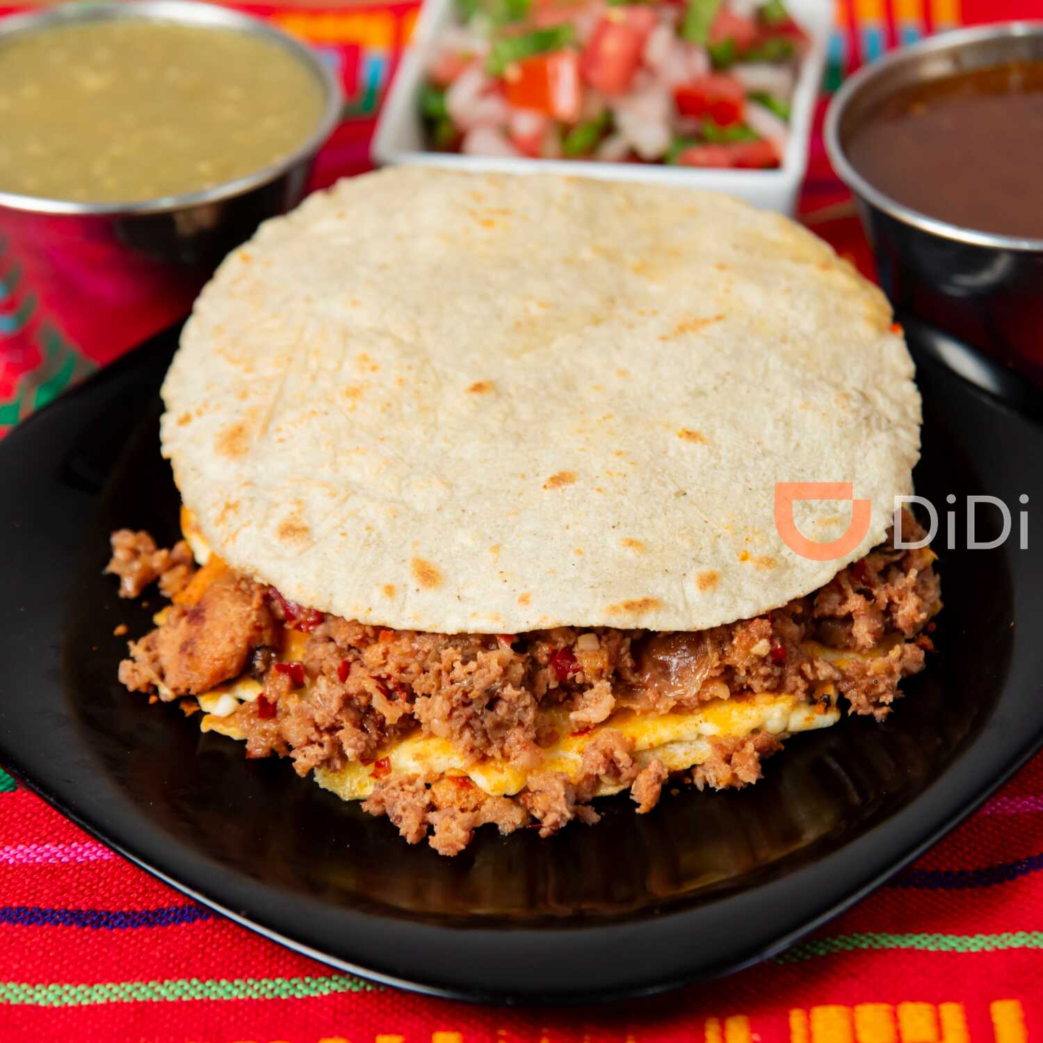 GRINGA CHORIZO  + PAPAS +  JAMAICA 500 ML