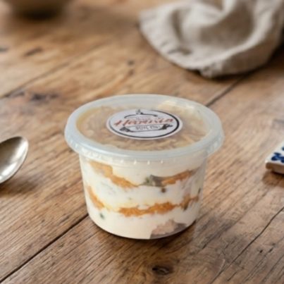 O bolo leve e saboroso que você merece. Com pão de forma, frango, palmito, milho, ervilha, azeitona e cheiro verde, tudo regado à nossa maionese especial.