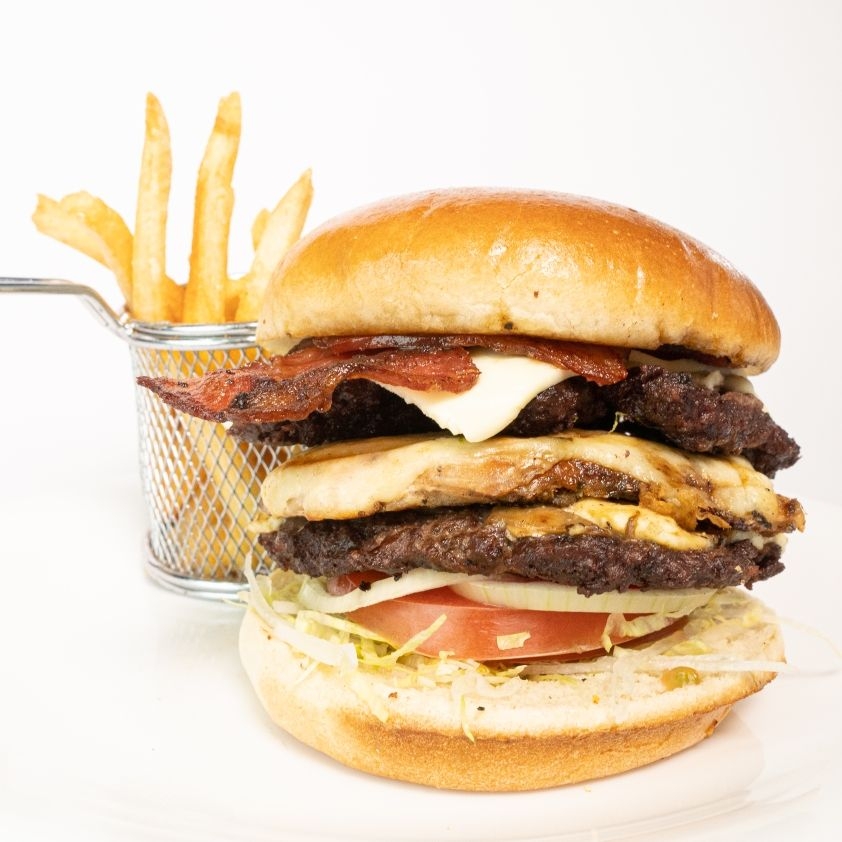 Combo Hamburguesa Mixta + Papas + Bebida