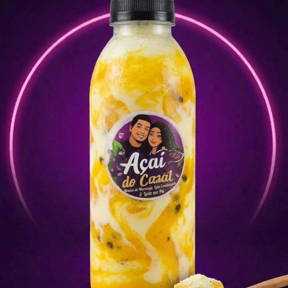 Açai na garrafa,açaí cremoso+creme de maracujá+leite condensado+leite em pó.