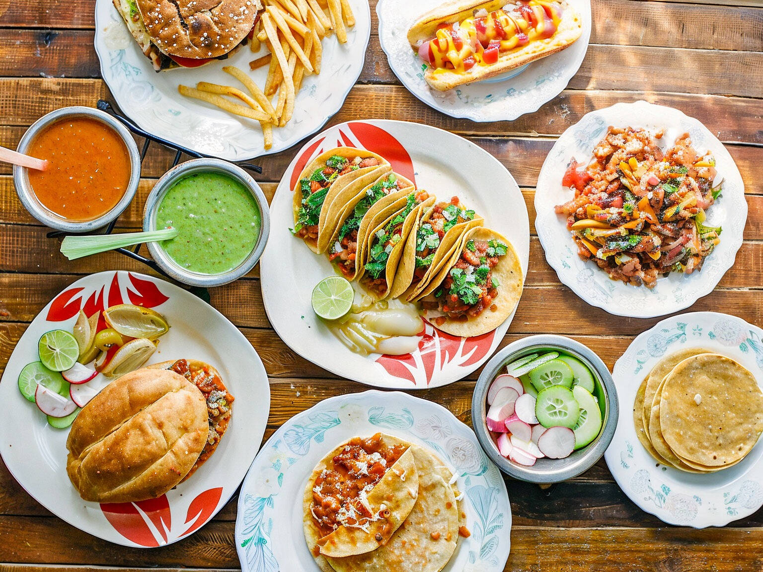 Tortas y Hamburguesas Legnar