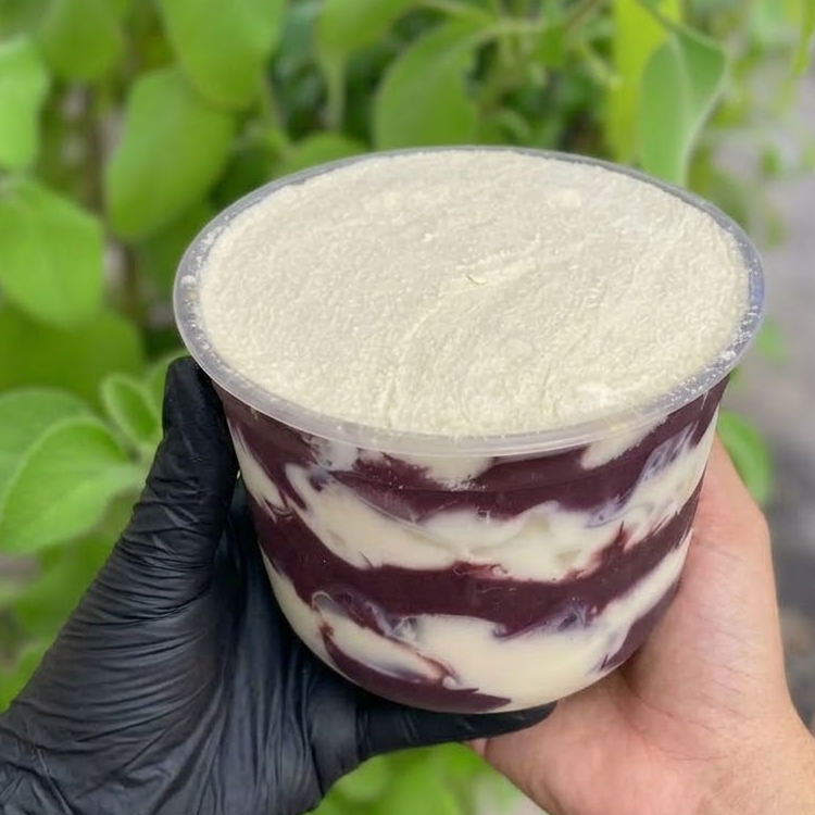 O nosso açaí de 1 litro com uma combinação irresistível de leite em pó e leite condensado, perfeito para quem quer matar a vontade gastando pouco! Cremoso, bem servido e com aquele sabor que conquista na primeira colherada.
💜 Promoção por tempo limitado!
Atenção: Este é um produto promocional. Não alteramos os ingredientes e não enviamos leite em pó ou leite condensado em embalagens separadas. Os ingredientes são adicionados diretamente ao açaí.