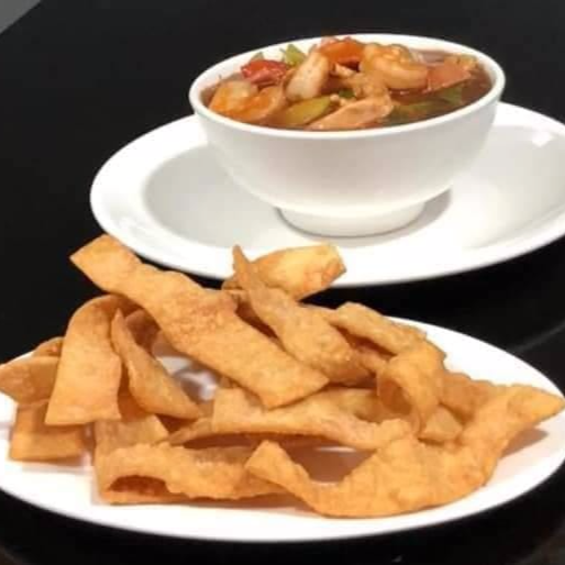 Chow Main Con Camarones