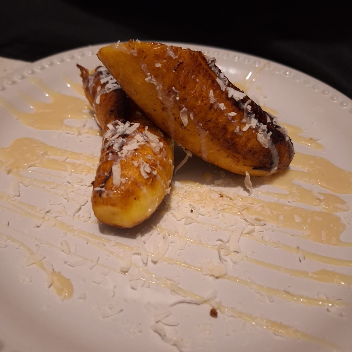 Plátano Macho Frito con Lechera y Coco Rallado