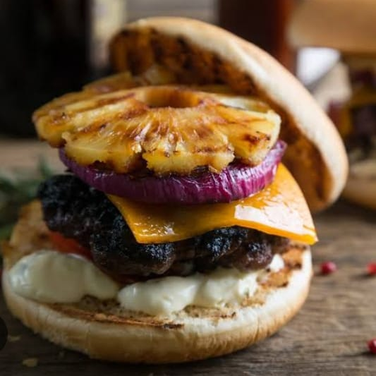 Hamburguesa Hawaiana