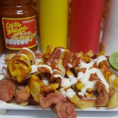 Salchipapas
