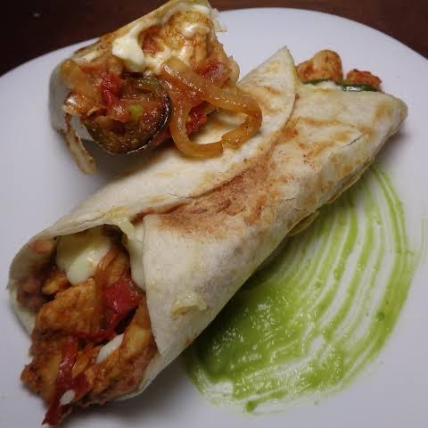 BURRITO DE MILANESA DE POLLO