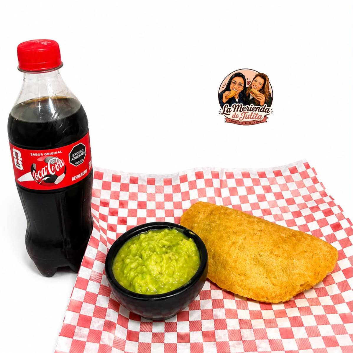Empanada Yuca Pollo Queso