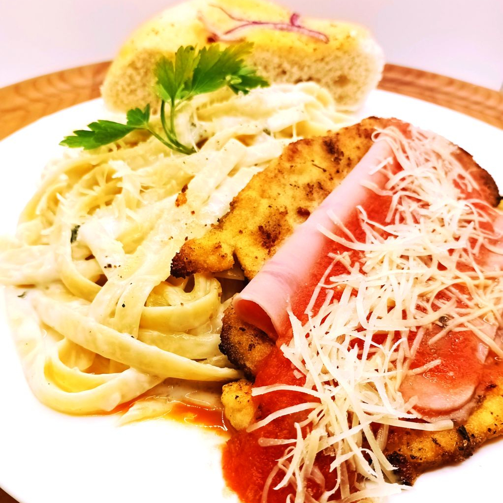 PECHUGA PARMESANA