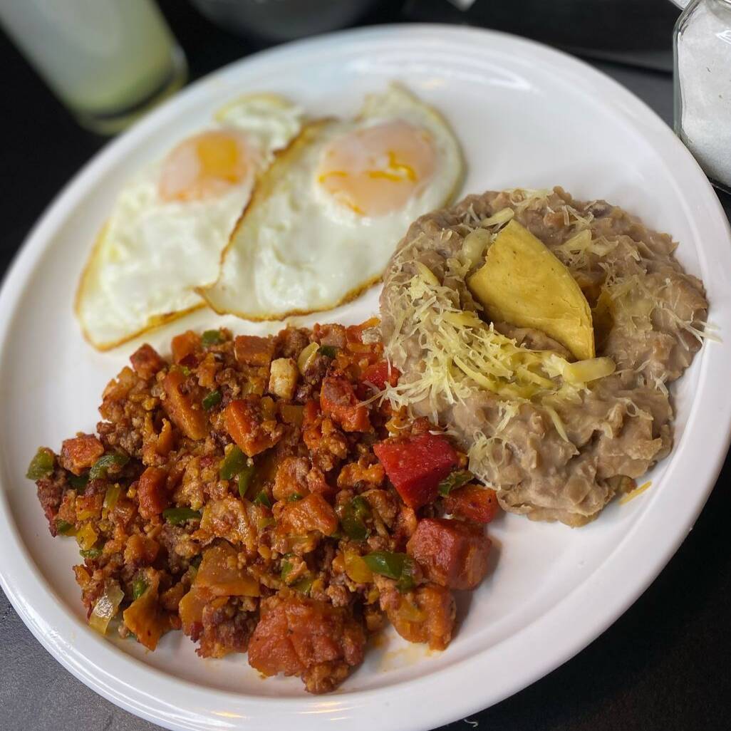 Huevos Divorciados