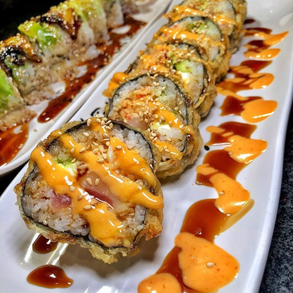 Rollo Frito Tempura Con Salsa Dulce + Té Frío