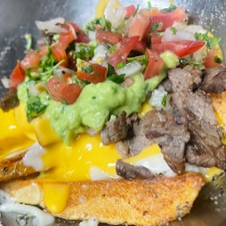 Papas con carne asada chicas