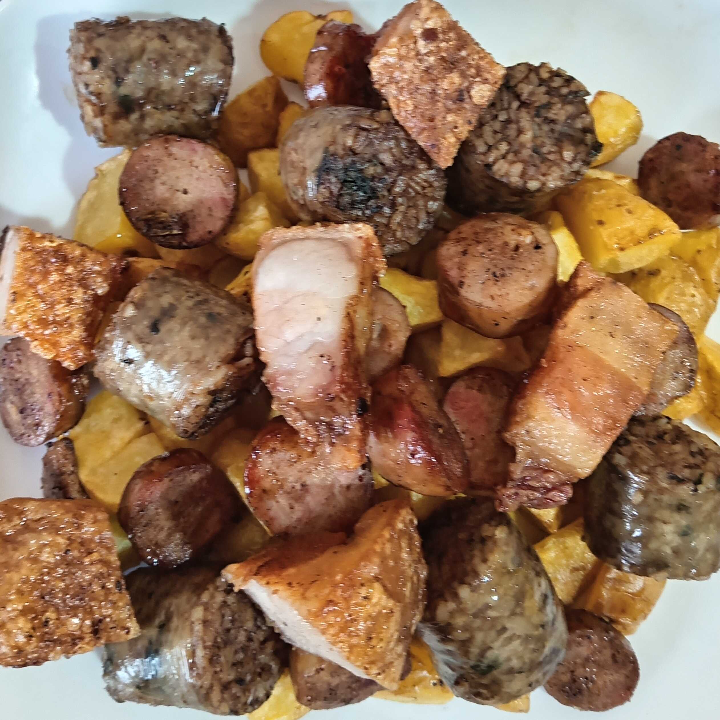 Chorizo, Rellena y Chicharron